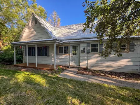 Exterior - 535 E Alder St, Palouse, WA 99161 photo 2 of 8