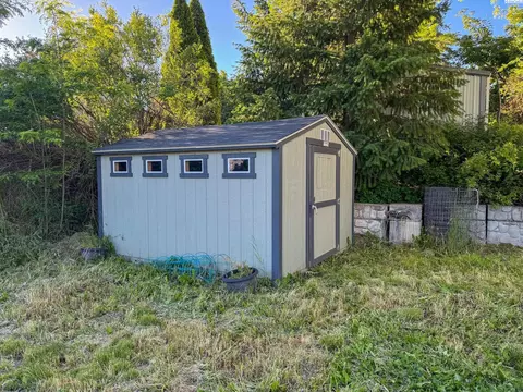Exterior - 535 E Alder St, Palouse, WA 99161 photo 7 of 8