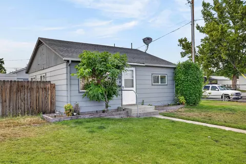 715 Thayer Dr, Richland, WA 99352