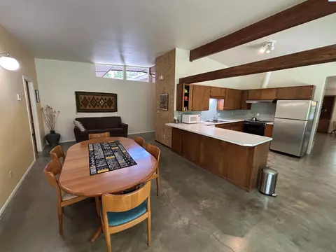 Dining - 905 SE Kamiaken St, Pullman, WA 99163 photo 2 of 3