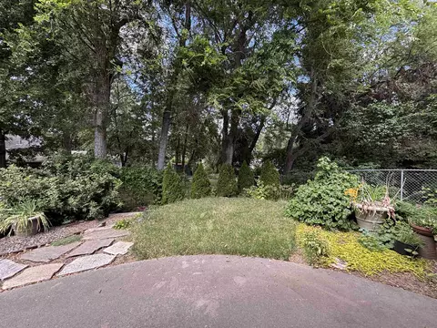 Exterior - 905 SE Kamiaken St, Pullman, WA 99163 photo 4 of 4