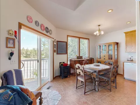 230 SW Sanna Ct, Pullman, WA 99163 photo 4