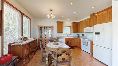 230 SW Sanna Ct, Pullman, WA 99163 photo 5