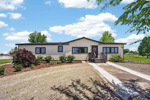 251 Hanson Loop, Burbank, WA 99323 photo 3