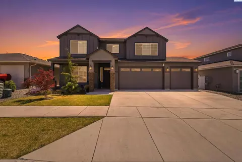 4689 White Dr, Richland, WA 99352