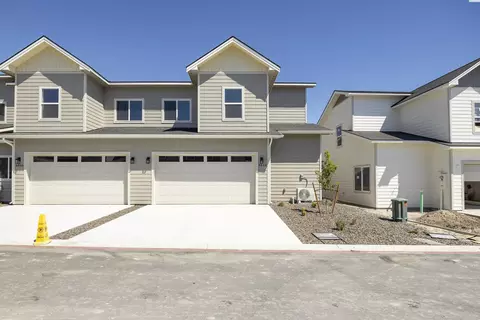 4448 Conifer St, West Richland, WA 99353