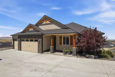 6440 Collins Rd, West Richland, WA 99353