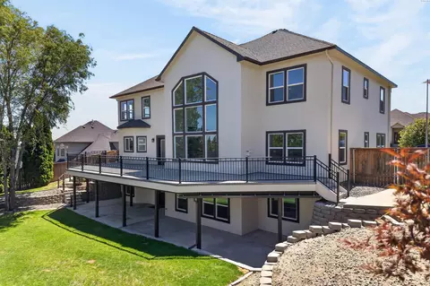 Exterior - 3807 Adobe Ct, Pasco, WA 99301 photo 2 of 7