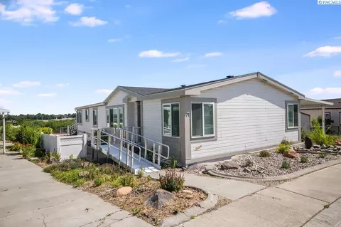 71 Ridgecliff Dr, Richland, WA 99352