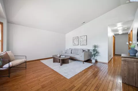 Living - 6615 Comiskey Dr, Pasco, WA 99301 photo 4 of 4