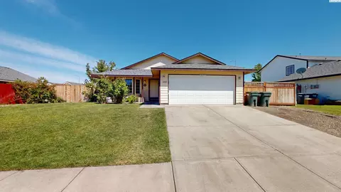 5207 Texada Ln, Pasco, WA 99301 photo 1