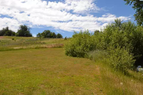 Exterior - 2201 Kitzmiller Rd, Pullman, WA 99163 photo 14 of 16