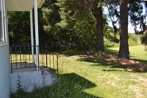 Exterior - 2201 Kitzmiller Rd, Pullman, WA 99163 photo 7 of 16