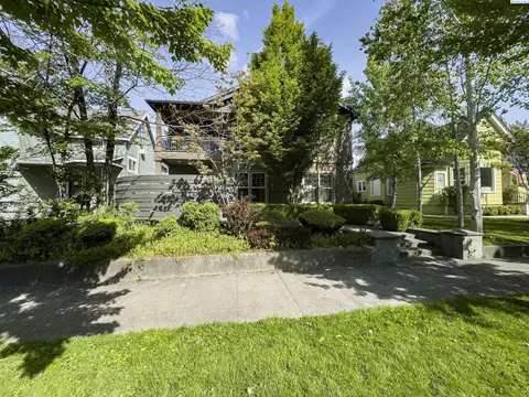327 E Birch St, Walla Walla, WA 99362 photo 4