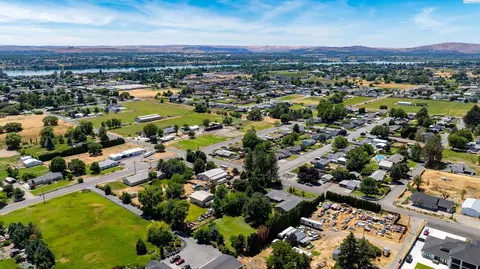 2411 N Road 60, Pasco, WA 99301 photo 43