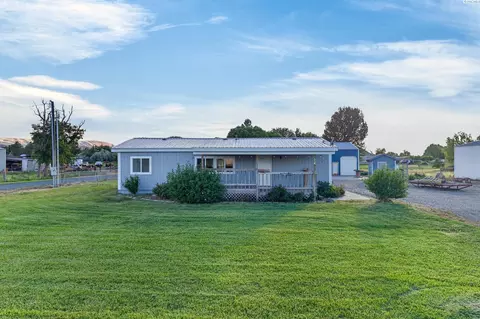 44104 S Morton Rd, Kennewick, WA 99337