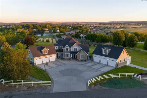 91903 E Holly Rd, Kennewick, WA 99338