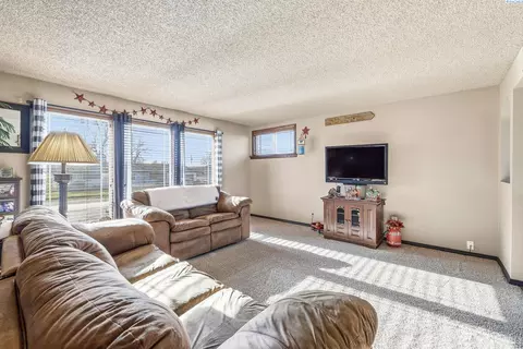 8715 Bell St, Pasco, WA 99301 photo 6