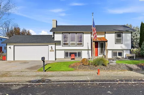 8715 Bell St, Pasco, WA 99301