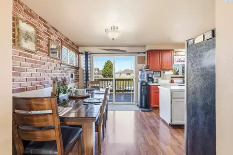 Dining - 8715 Bell St, Pasco, WA 99301 photo 1 of 2