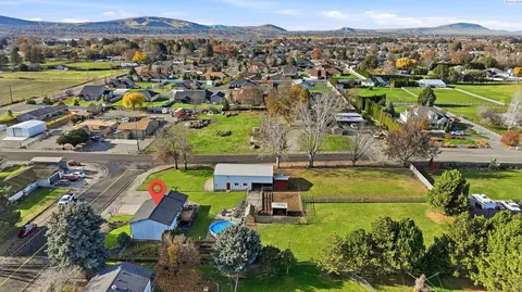 View/Area - 8715 Bell St, Pasco, WA 99301 photo 2 of 3