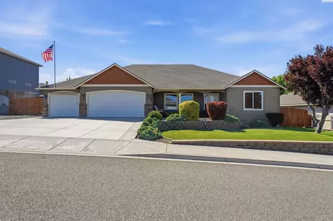 3702 S Mckinley St, Kennewick, WA 99338