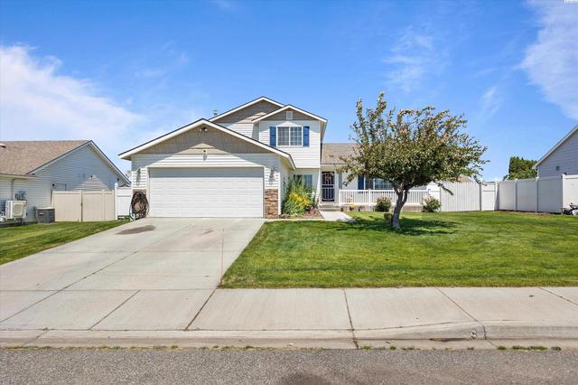 7811 Skagit Ln, Pasco, WA 99301