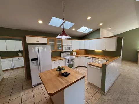 1135 SE Sandalwood, Pullman, WA 99163 photo 3