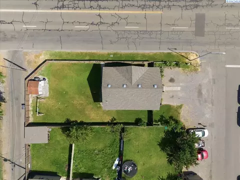 View/Area - 802 S 11th Ave, Pasco, WA 99301 photo 1 of 3