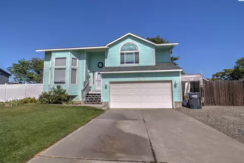 4611 Saguaro Dr, Pasco, WA 99301