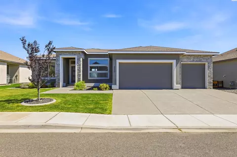 3030 Wild Canyon Way, Richland, WA 99354