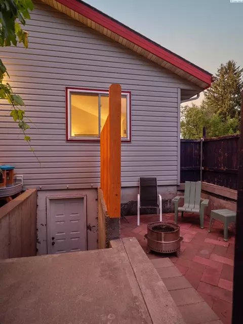 Exterior - 3011 Lindemein Ct, Pasco, WA 99301 photo 11 of 15