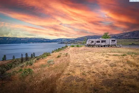 41205 Harbor View Dr, Davenport, WA 99122
