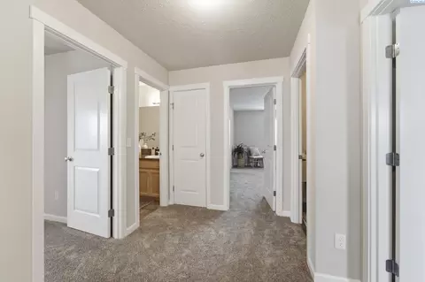 Entry Way - 4515 Phoenix Ln, Pasco, WA 99301 photo 4 of 5