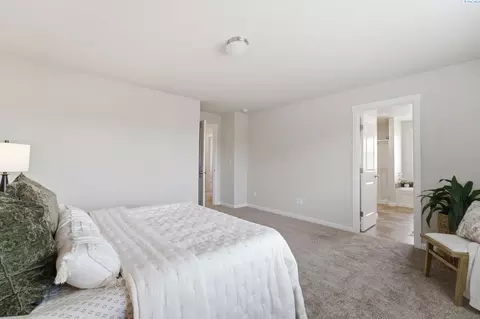 Bedroom - 4515 Phoenix Ln, Pasco, WA 99301 photo 5 of 5