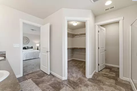 Entry Way - 4515 Phoenix Ln, Pasco, WA 99301 photo 5 of 5