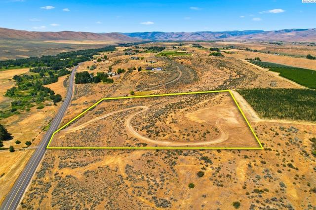 17011 Ahtanum Rd, Yakima, WA