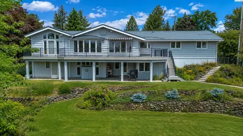 425 NW Orion Dr, Pullman, WA 99163