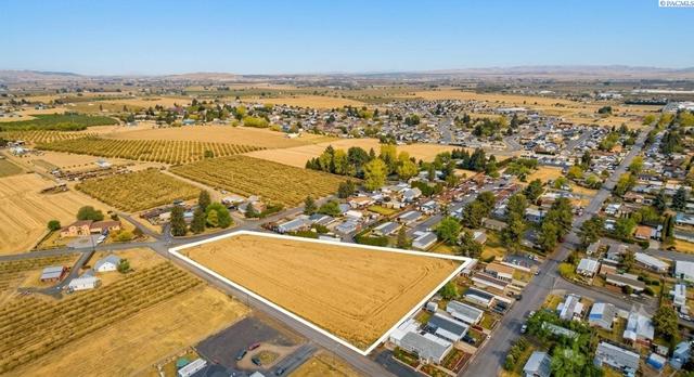 Nka Hickory Rd, Grandview, WA 98930