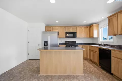 5404 Coolidge Ct, Pasco, WA 99301 photo 11