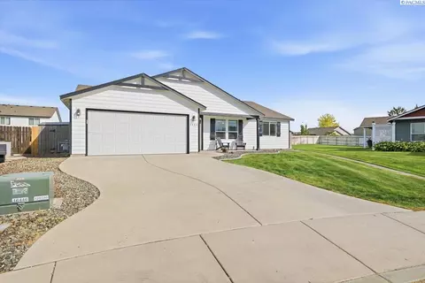 5404 Coolidge Ct, Pasco, WA 99301 photo 2