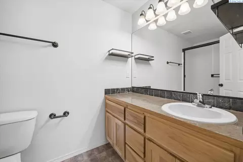 5404 Coolidge Ct, Pasco, WA 99301 photo 29