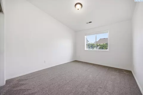 5404 Coolidge Ct, Pasco, WA 99301 photo 24