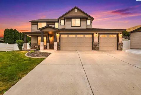 4104 Wenview Ct, West Richland, WA 99353