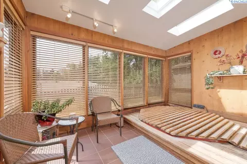 Other - 135 SW Elm St, Pullman, WA 99163 photo 5 of 10