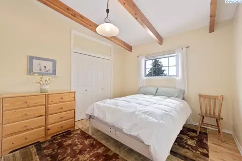 Bedroom - 135 SW Elm St, Pullman, WA 99163 photo 1 of 7