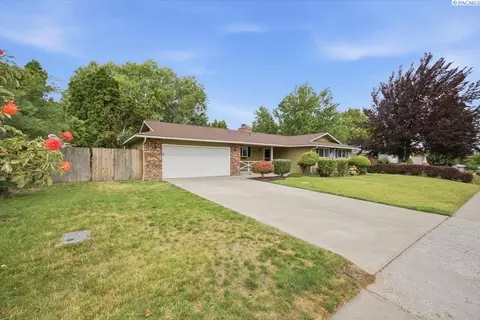 1602 S Quillan St, Kennewick, WA 99338