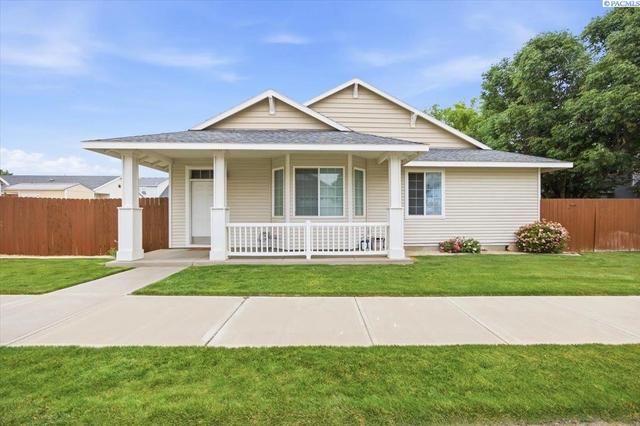 6211 Oriole Dr, Pasco, WA 99301