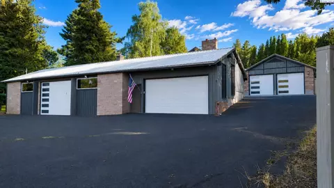 Exterior - 2250 S Grand Ave, Pullman, WA 99163 photo 2 of 11