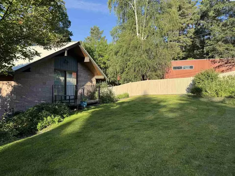 Exterior - 2250 S Grand Ave, Pullman, WA 99163 photo 8 of 11